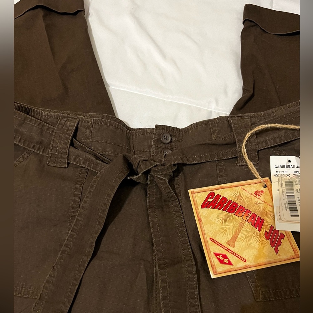 NWT Caribbean Joe brown cargo capri pants/ size 10 - Picture 3 of 4